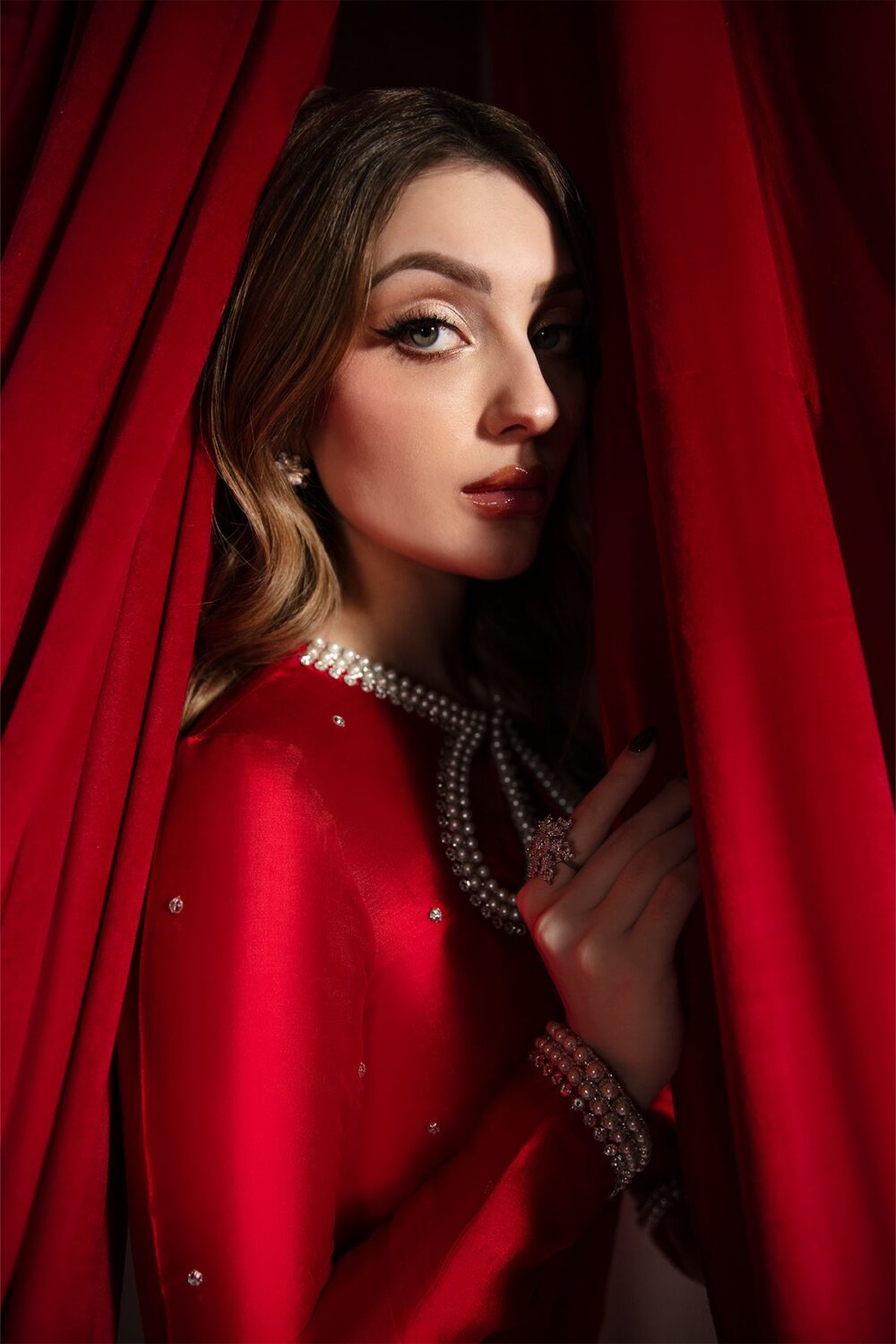 Crimson - Image 6