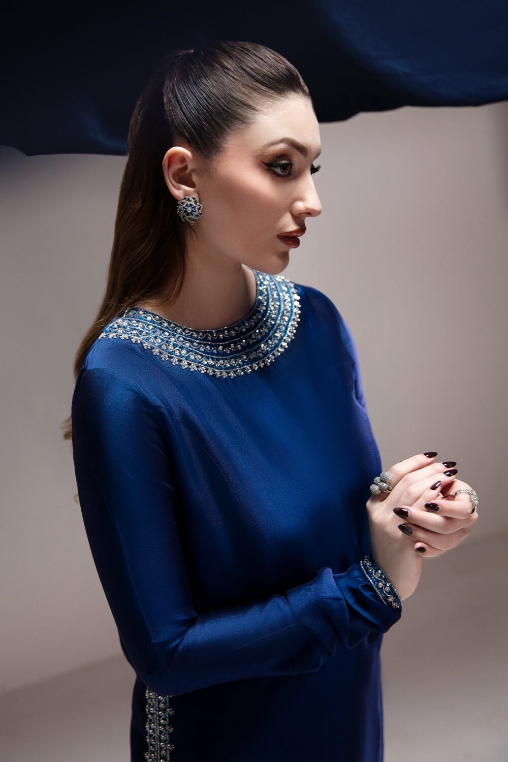 Diva - Image 2