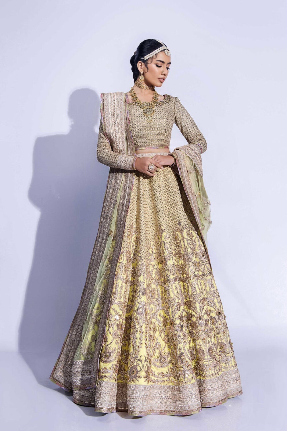Embroidered Lehenga Choli Dupatta Bridal Wedding Dress - Image 3