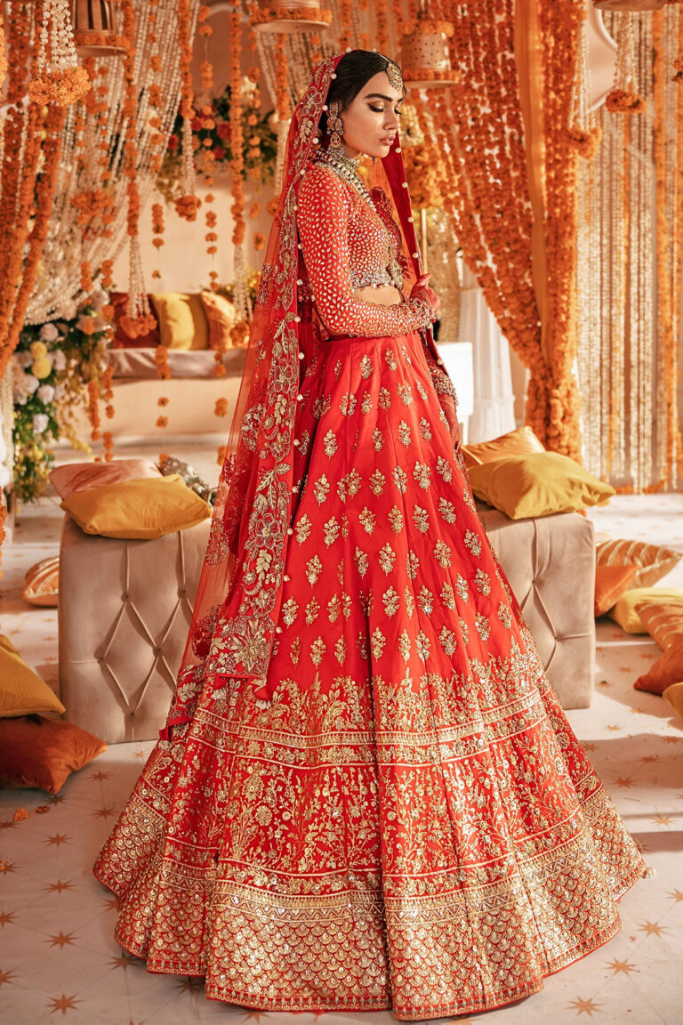 IndianBridalDressinWeddingCholiandLehengaStyle_1080x