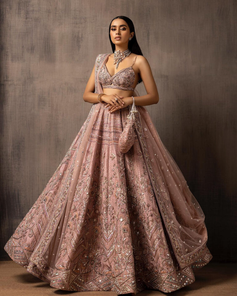 LatestIndianBridalLehengaCholiandDupattaforWedding_1080x