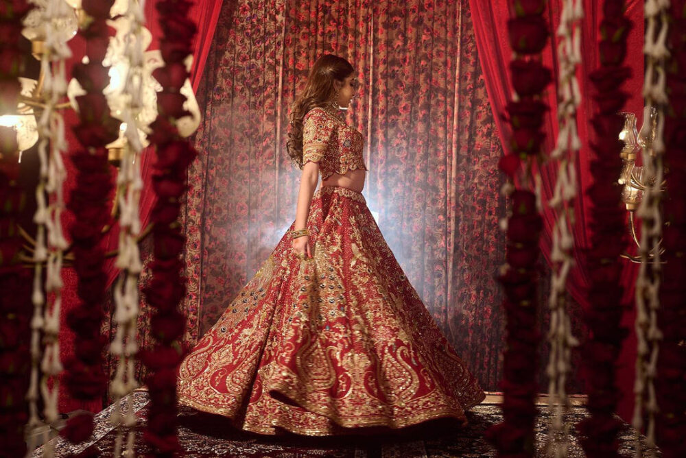 Indian Bridal Red Lehenga Choli Dupatta for Wedding - Image 4